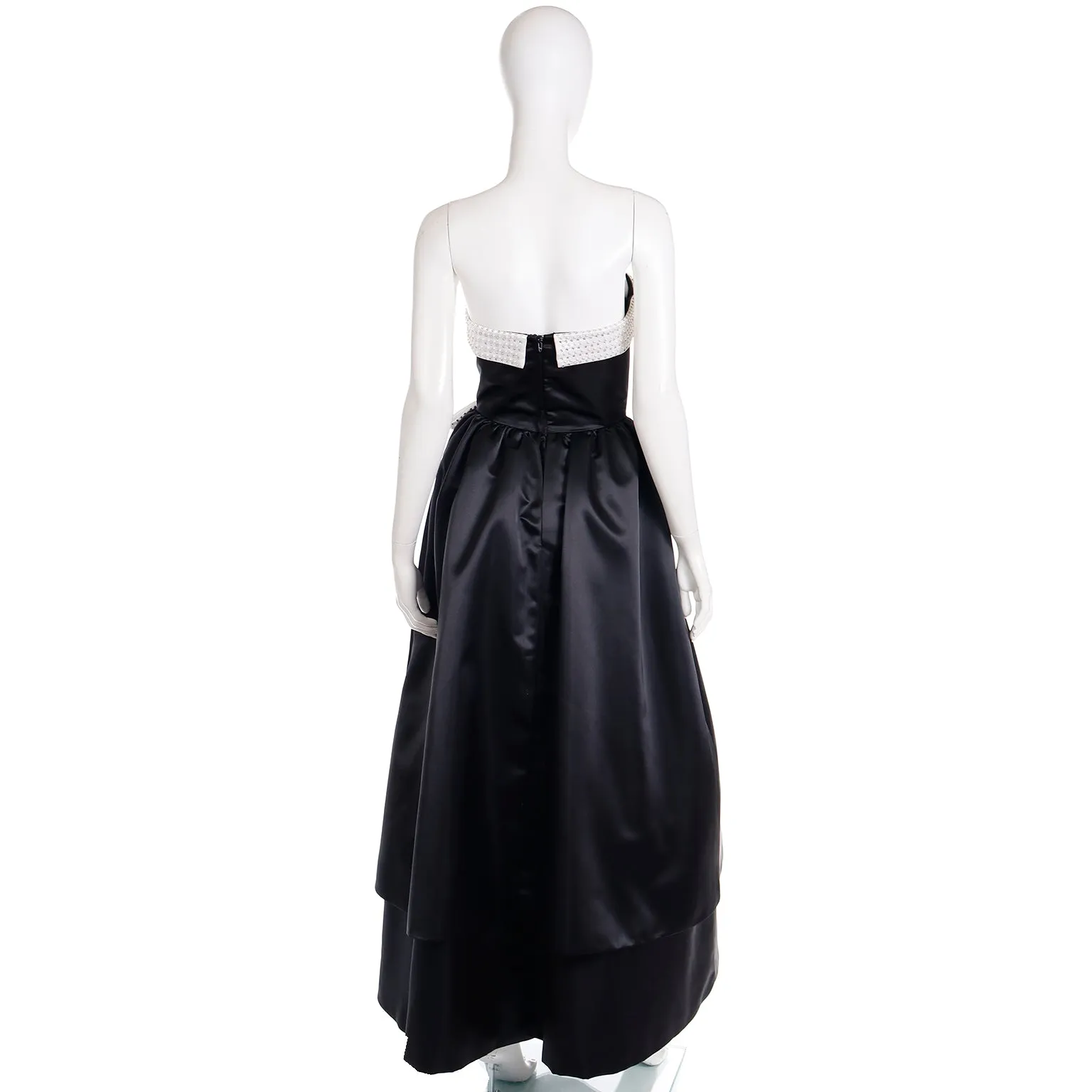 1980s Rose Taft Black & White Satin Vintage Strapless Sweetheart Evening Gown