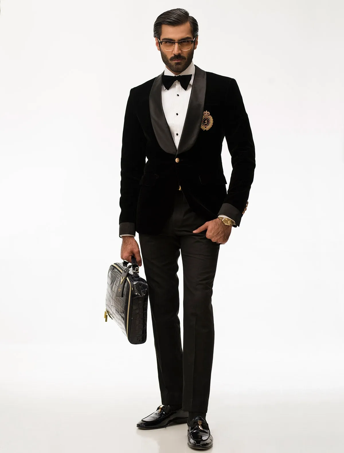 CLASSIC BLACK VELVET DINNER JACKET