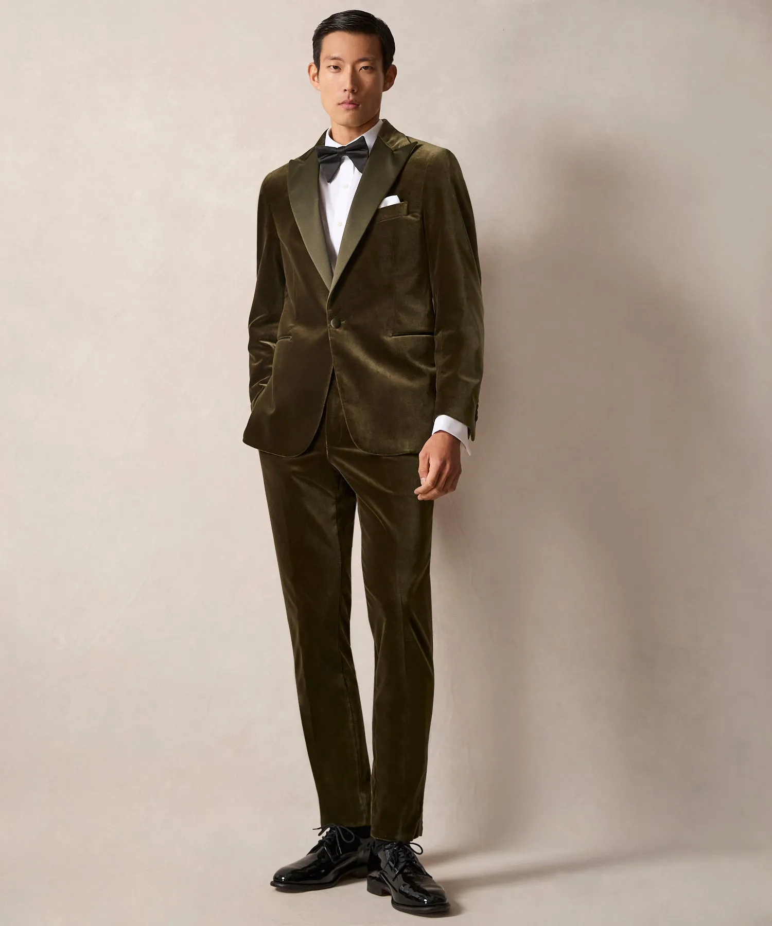 Italian Velvet Peak Lapel Tuxedo Jacket in Olive