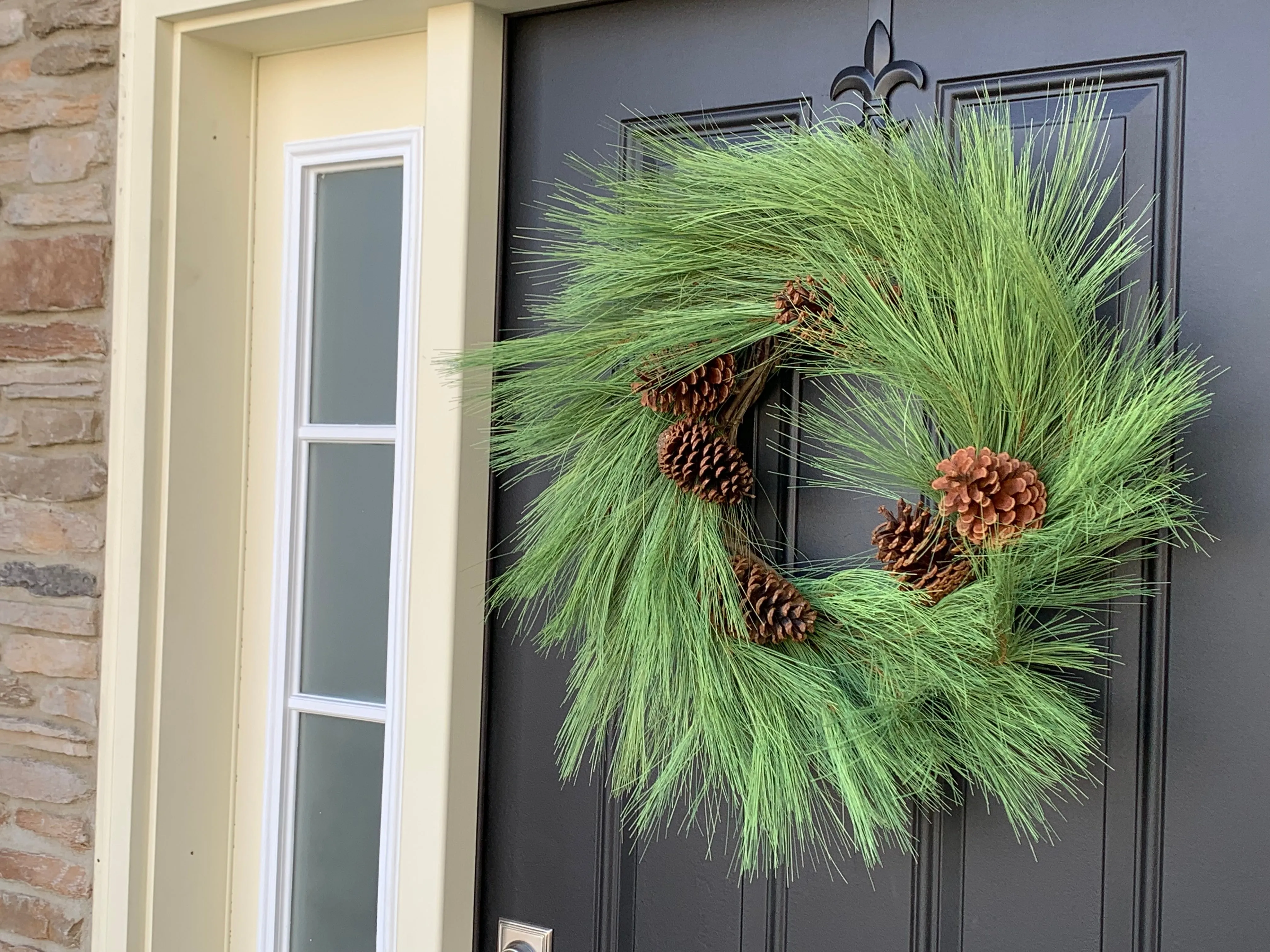 Rustic Christmas Long Needle Pine Wreath with Large Pinecones