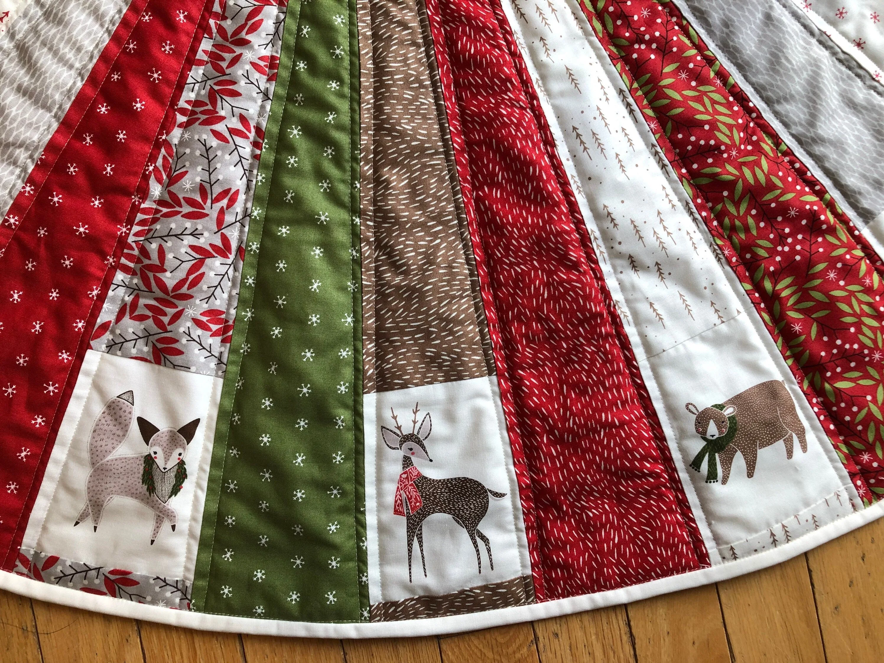 Woodland Christmas Tree Skirt Quilted, Merriment Fabric