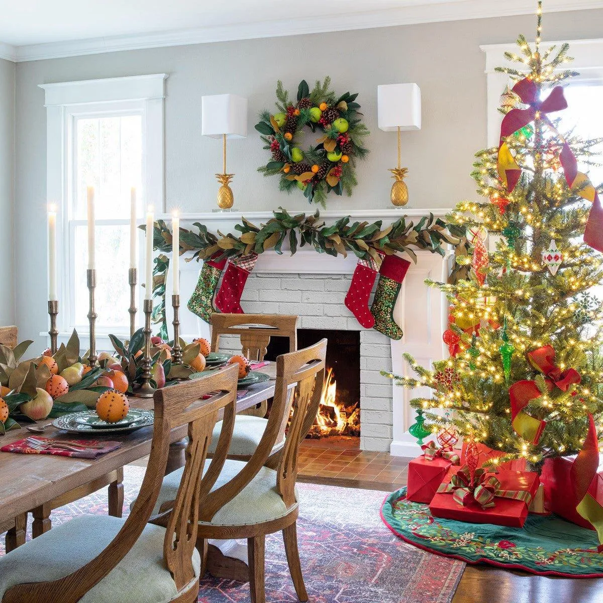 Wreath Velvet Embroidered Tree Skirt